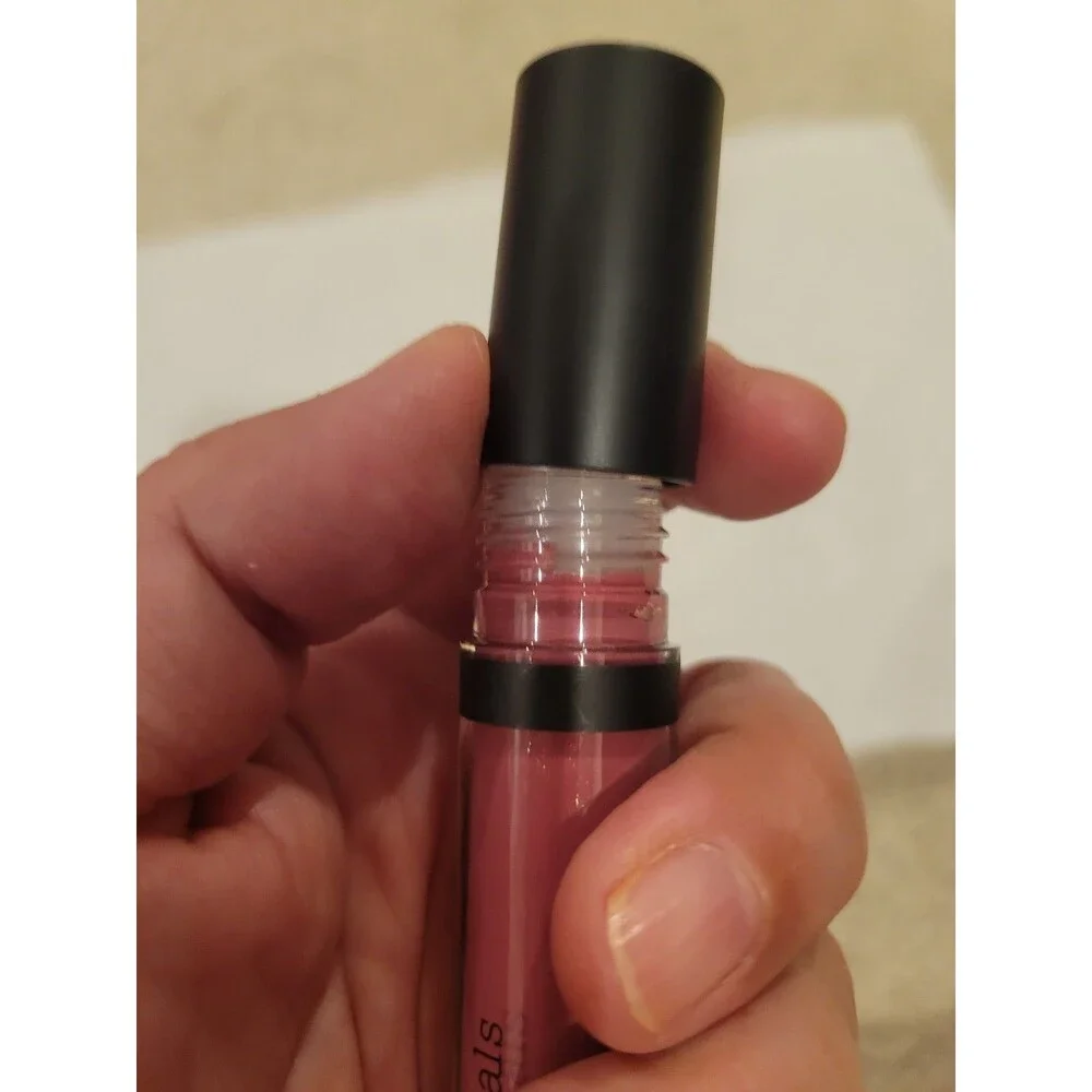 NWOB Bareminerals Lip Gloss Brilliant Heartbreaker 80846 Full Size
